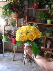 Ramo novia rosas amarillas.jpg